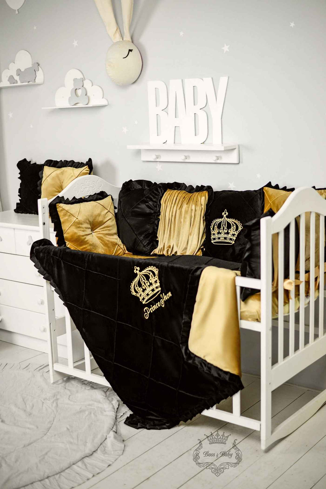 Black and Gold Baby Crib Bumpers – Luxury King Theme