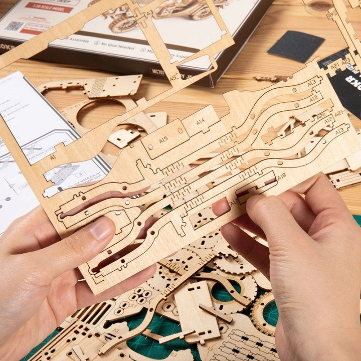1:18 Scale Wooden Army Jeep Model Kit – DIY Puzzle