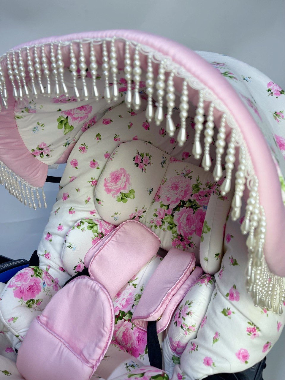 Vintage-Inspired Pink Flower Print Stroller Car Seat Cover Set: Perfect Gift for Expecting Moms!