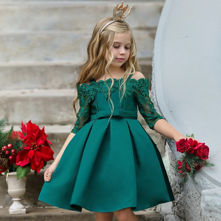 Elegant Lace Dress – Simple Style with Sophistication 2