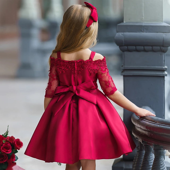 Elegant Lace Dress – Simple Style with Sophistication 3