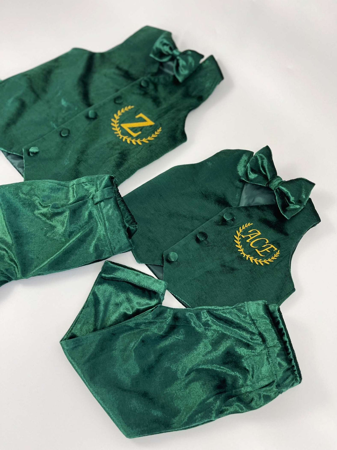 Personalized Matching Sibling Christmas Outfit – Emerald Green Velvet