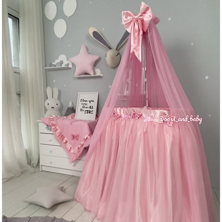 Customizable Pink Baby Girl Bedding Set for Round Cribs and Bassinets – Create a Dreamy Nursery