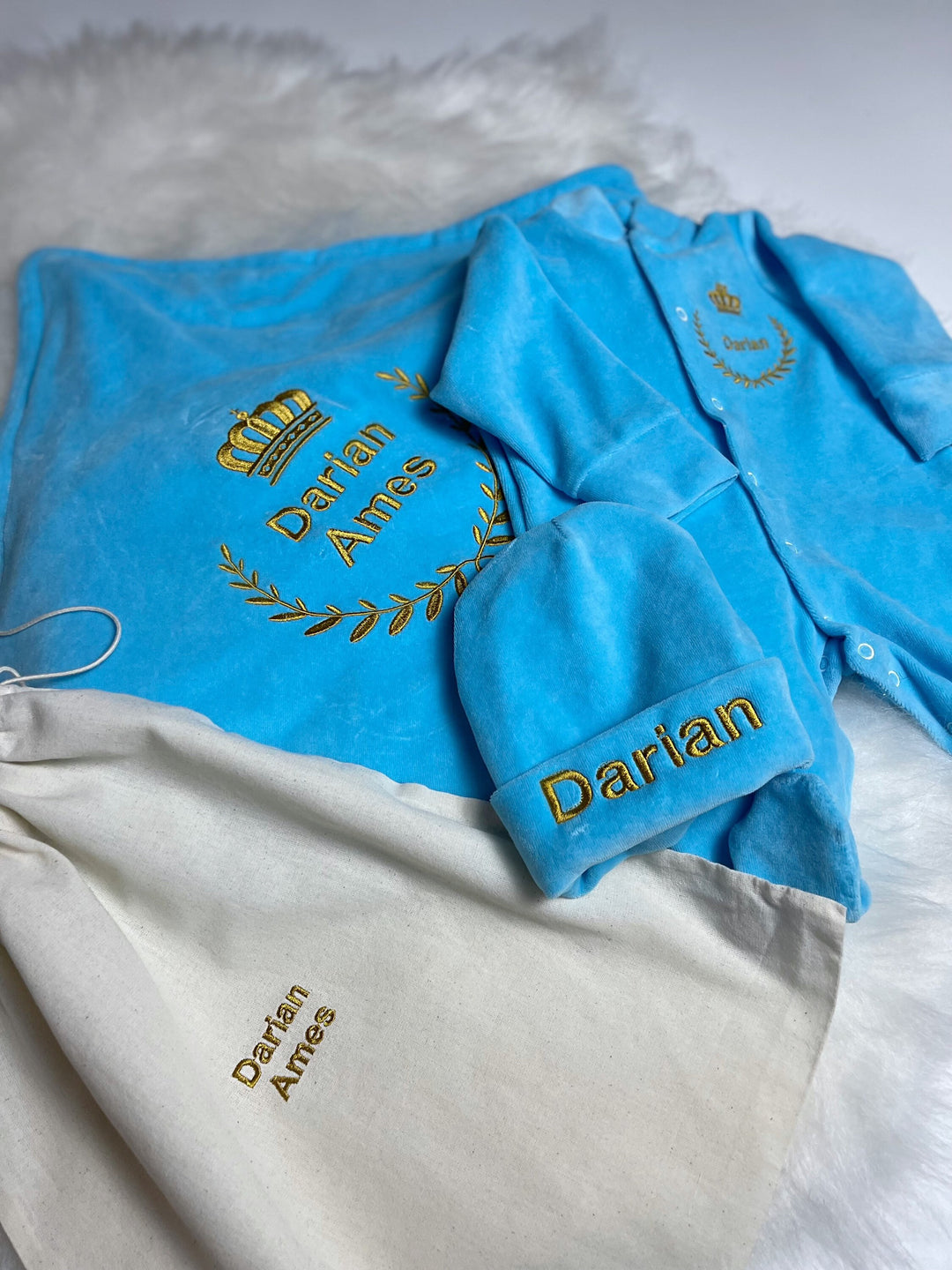 Personalized Baby Boy Gift Box – Coming Home Outfit Set