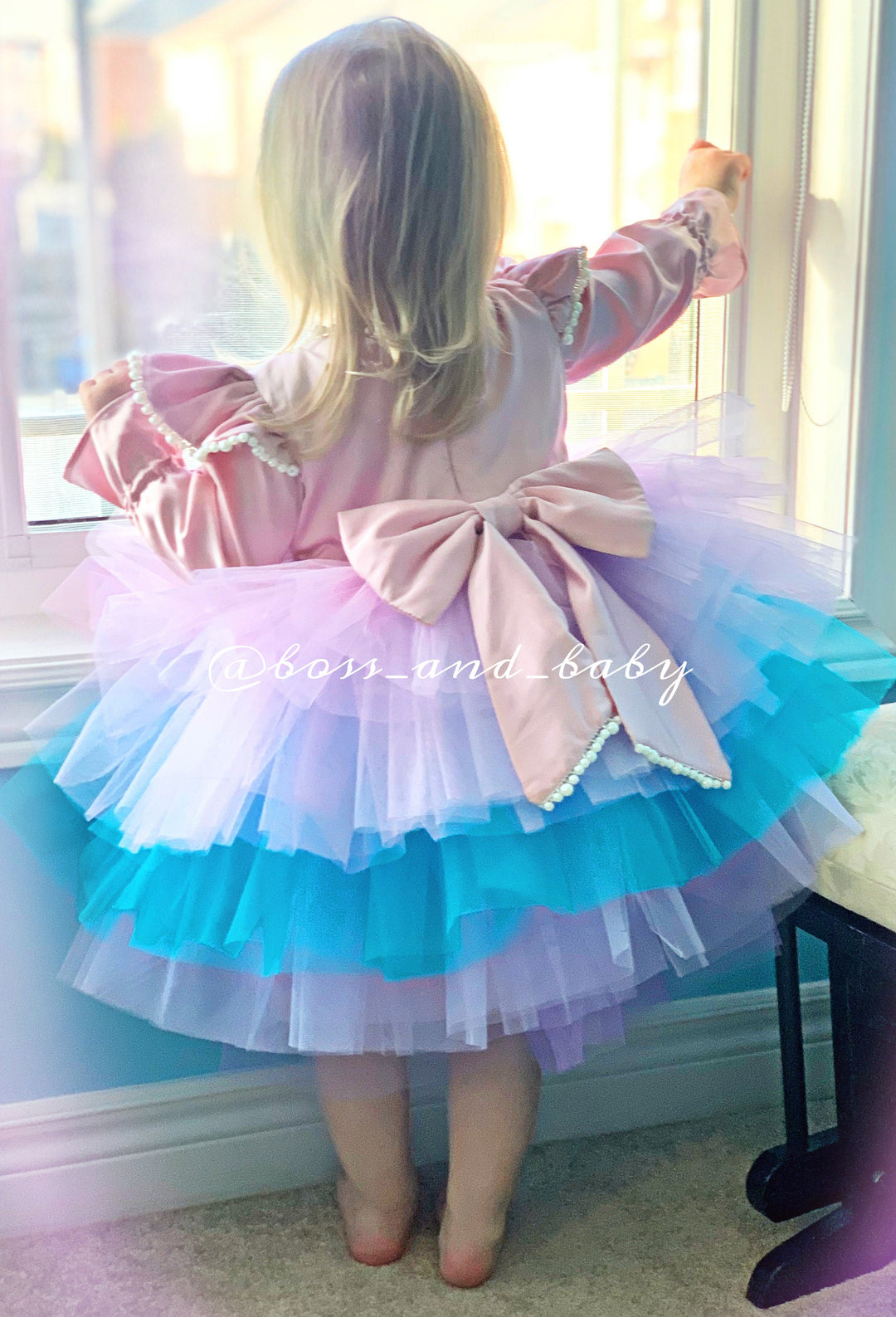 Tutu de fille de tenue de premier anniversaire pour les filles ou les tout-petits, robe florale, robe personnalisée, robe de premier anniversaire