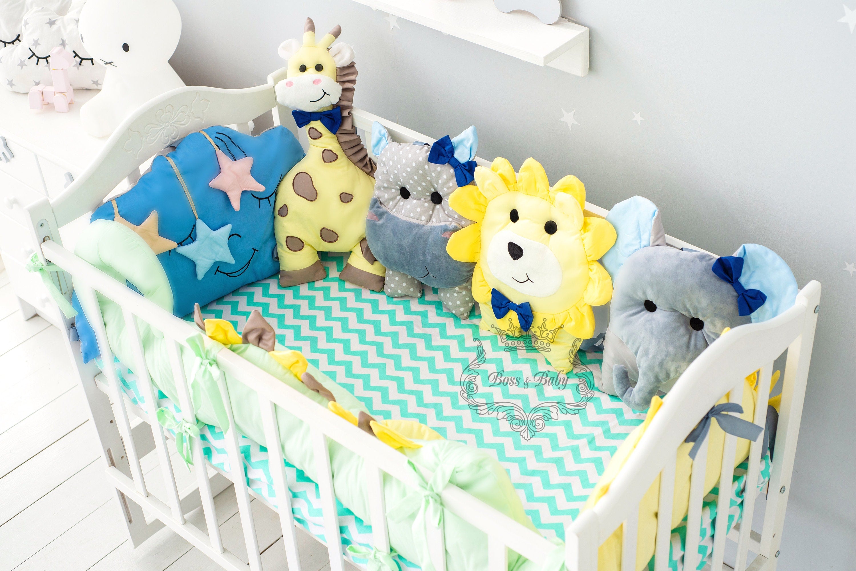 Nursery bumper set on sale