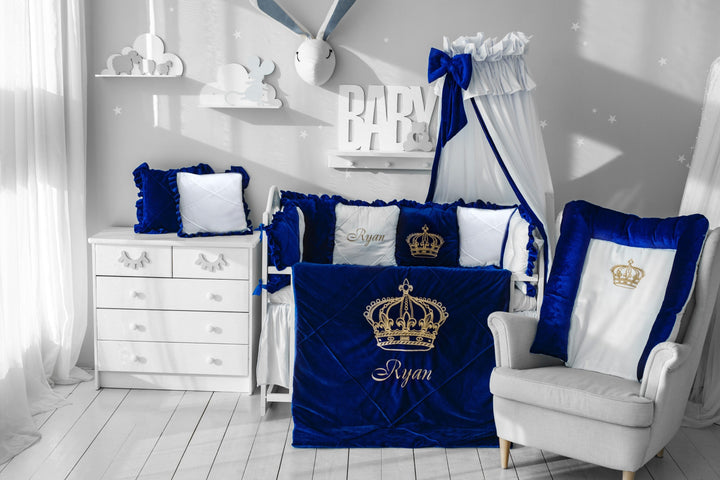 Royal Luxury Parure de lit pour bébé garçon avec auvent – ​​Tour de lit monogramme bleu clair 