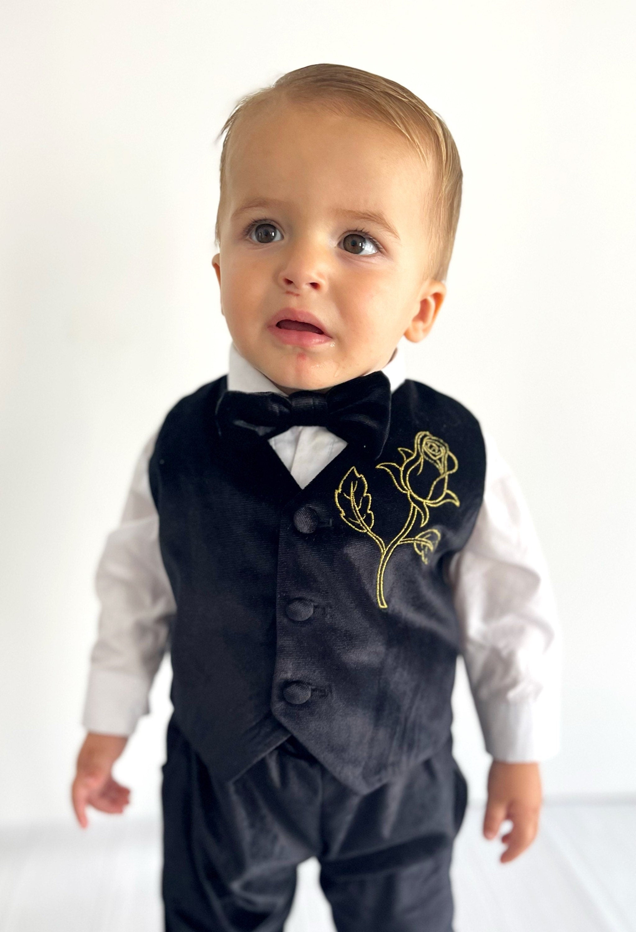 Baby boy hotsell velvet suit