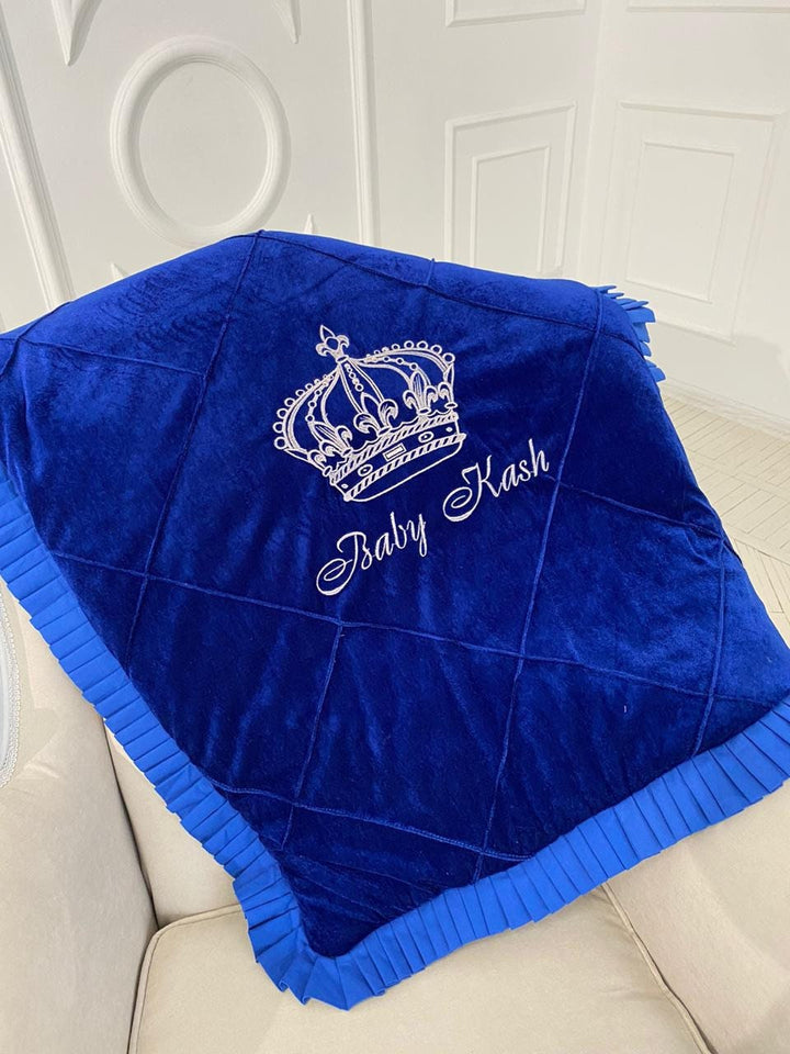 Couverture personnalisée en velours pour bébé garçon bleu royal avec broderie argentée, couverture pour bébé brodée personnalisée couronne Monogrammed Baby nouveau cadeau maman